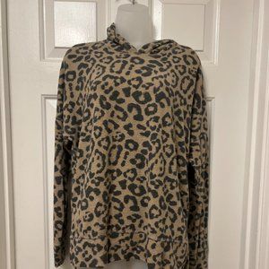 Enti Leopard Print Sweatshirt